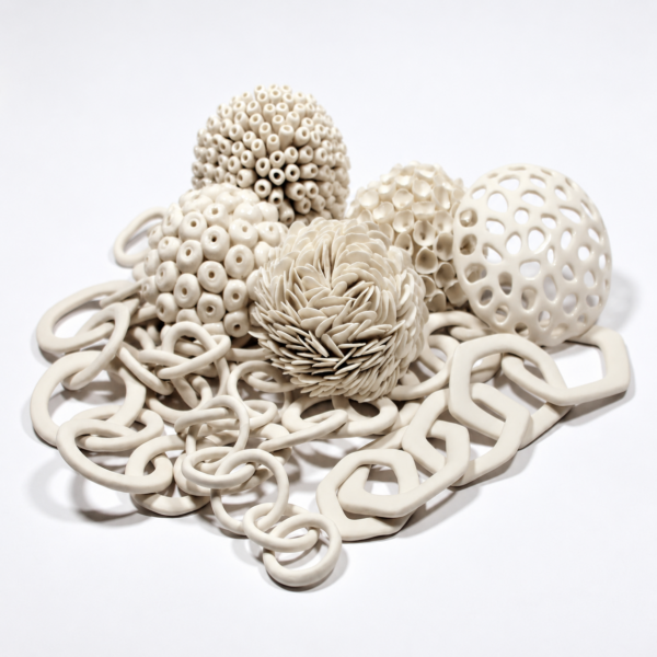 Chains & Pendants in Porcelain with Luca Tripaldi - 6,7 & 8th of February